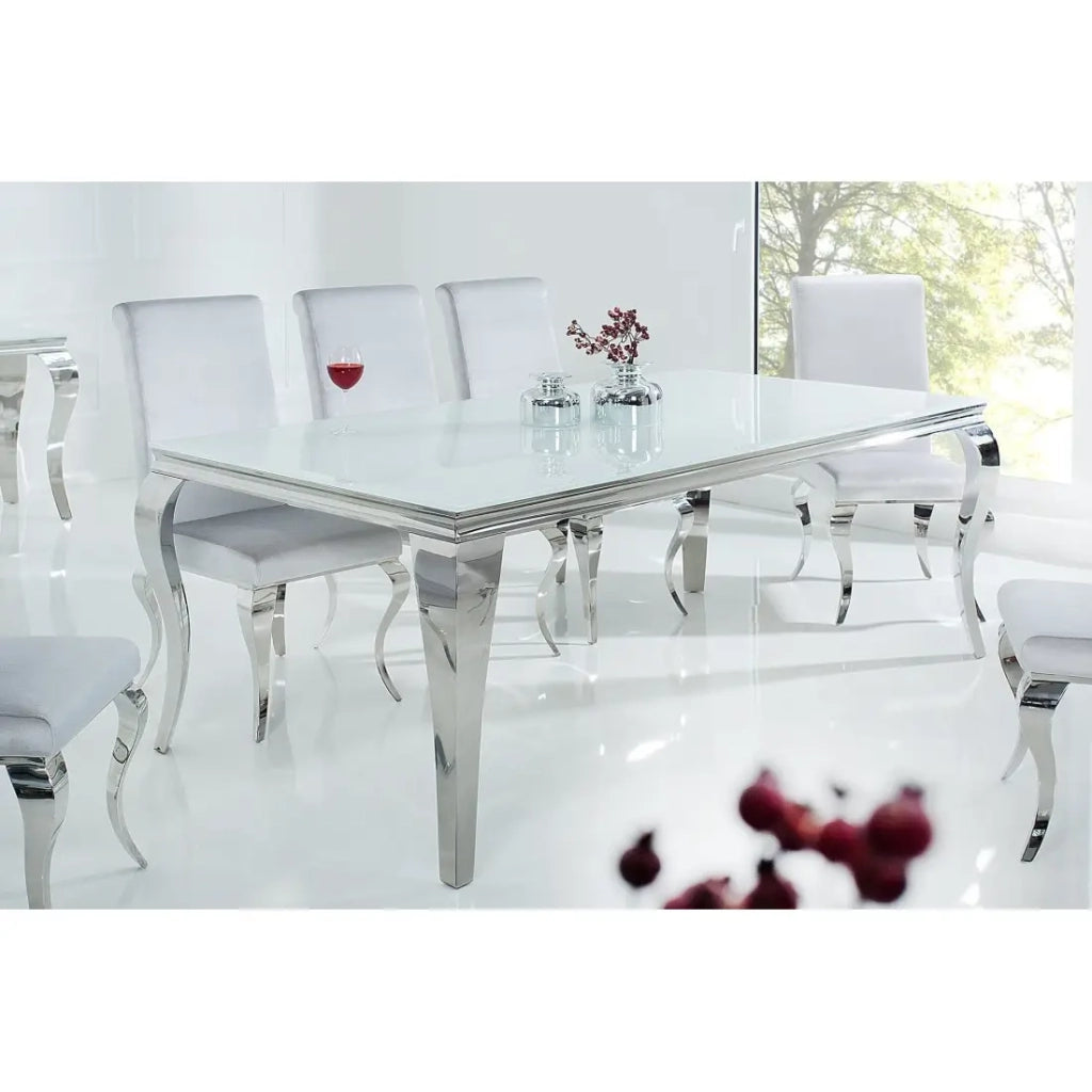 Tavolo da pranzo VELENA – Acciaio argentato e vetro opalino – 200 cm – Stile barocco moderno