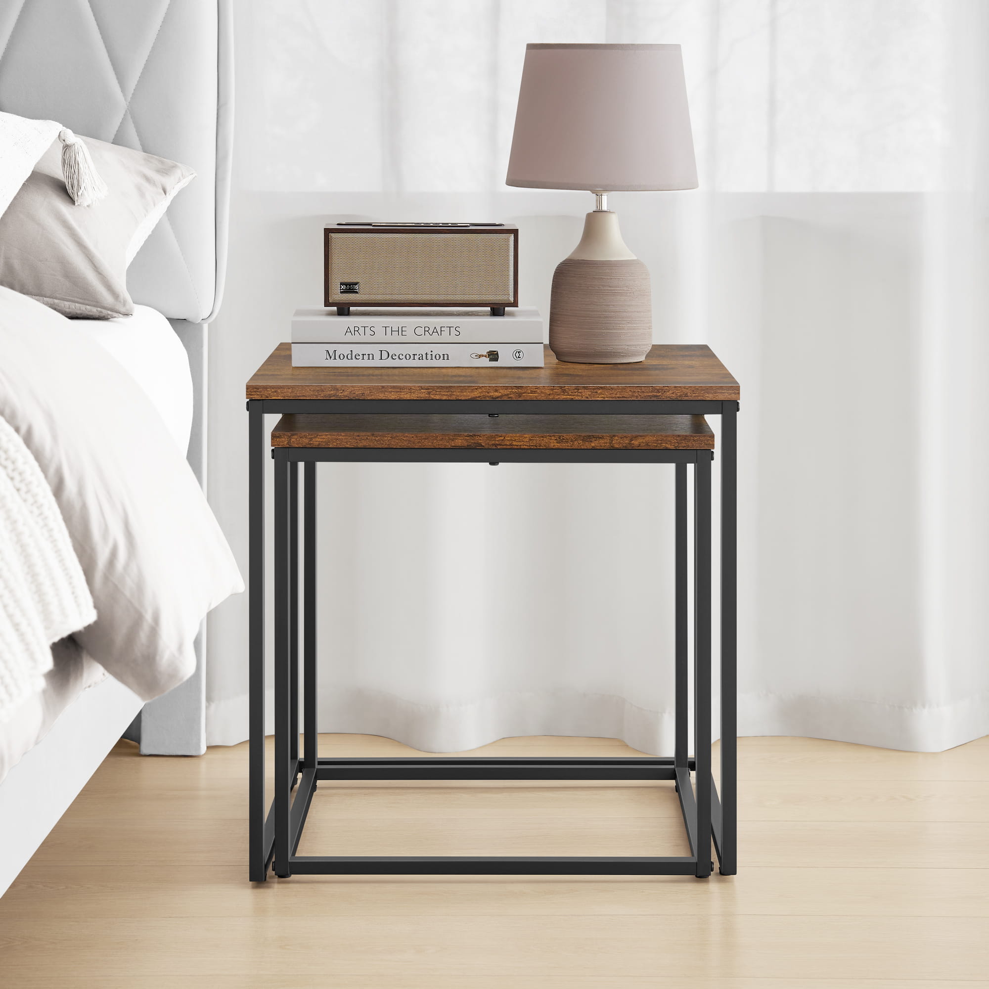 Set di 2 tavolini da caffè quadrati Valora | Piano rustico con struttura in acciaio nero