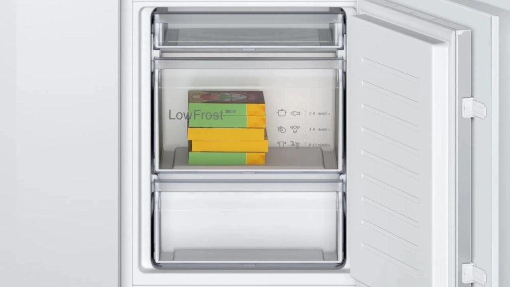 Bosch Serie 2 KIV865SE0 frigorifero con congelatore Da incasso 267 L E Bianco