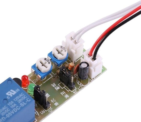 Timer di ritardo infinito con relè - Regolabile 0-15 min - Per alimentazione DC 5V/12V/24V.