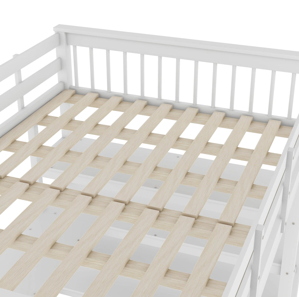 Letto a soppalco per bambini 140x200 cm con scrivania e scaffali, senza materasso, bianco