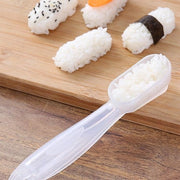 Kit per fare Sushi a forma di Nigiri, con stampi in plastica per Sushi e Onigiri, set di utensili DIY per cucina, con 5 stampi e 1 vaso per Sushi.
