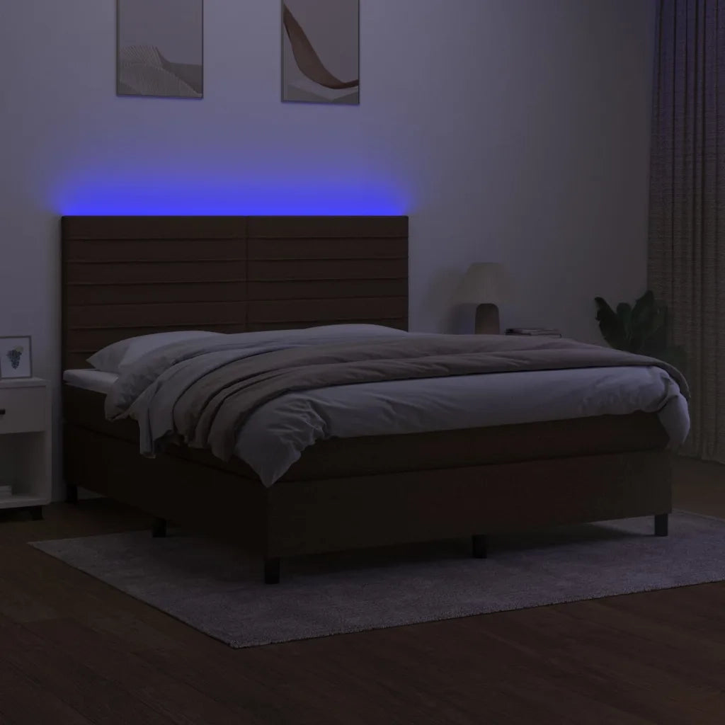 Letto a Molle Materasso e LED MarroneScuro 180x200cm in Tessuto 3134976