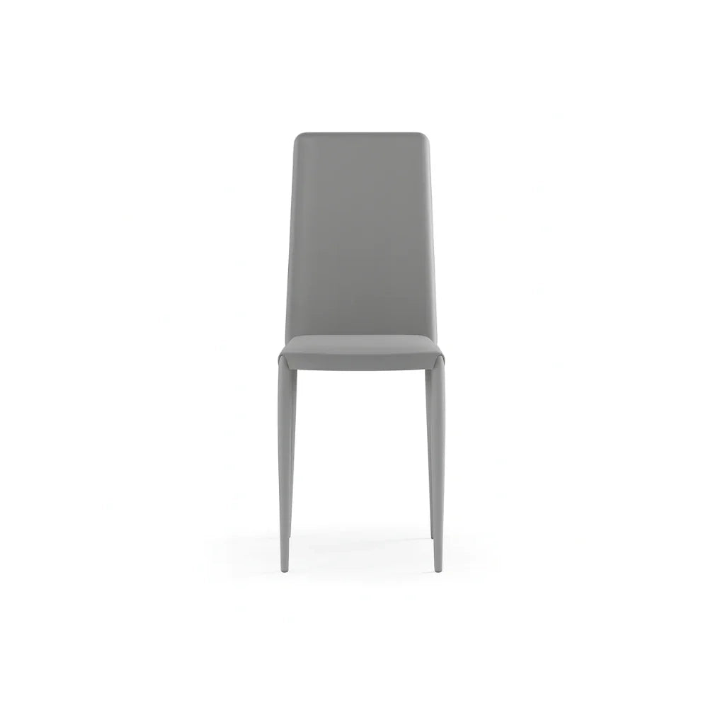 Set di 4 sedie da pranzo impilabili in similpelle grigio chiaro Arianna con struttura in metallo facili da pulire | Duzzle