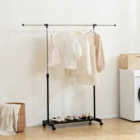 Stender Appendiabiti Estensibile con Ruote, Asta in Acciaio Inox e Ripiano per Scarpe 159x42x168 cm Nero e Argento