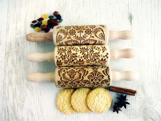 Set a tre pezzi di rotella per bambini con disegno DAMASK, FOLK e DANZEN BLOEMEN. Rotella con disegno di Algis Crafts.