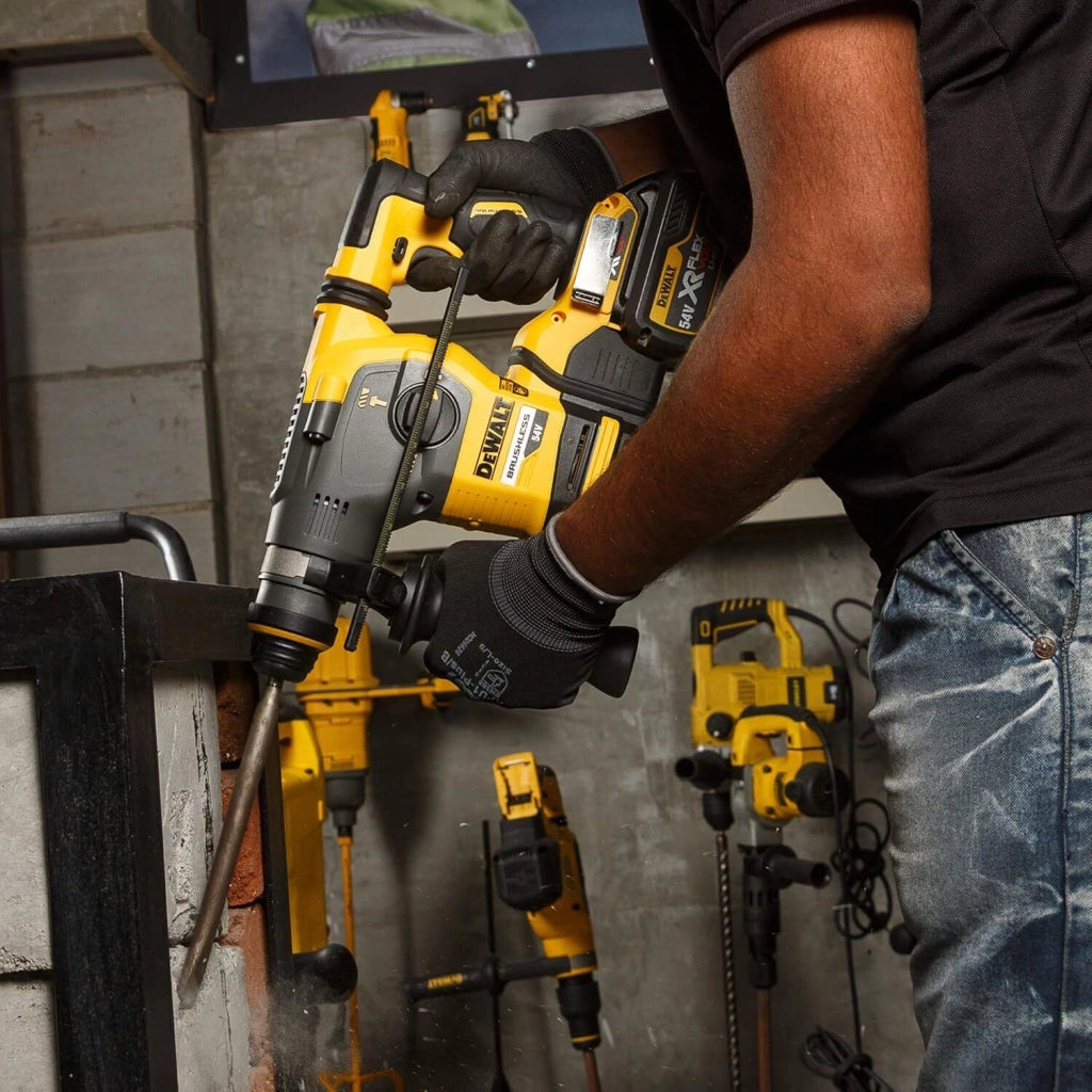 DeWALT DCH333NT SOLO Perforateur Burineur Électrique sans fil 54 volts SDS-Plus