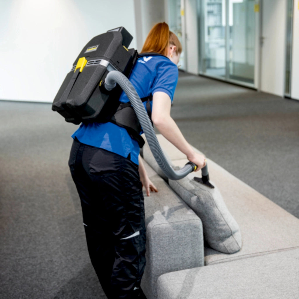 KARCHER Aspirapolvere Professionale a batteria BVL 5/1 Bp - Capacità del contenitore: 5 l - Rumorosità: 65 dB(A) - Portata aria: 40 l/s