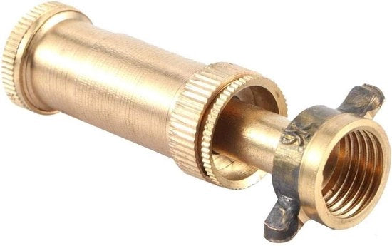 Testa di spruzzo per irrigazione del prato con bocchetta G1/4 di finitura fine.