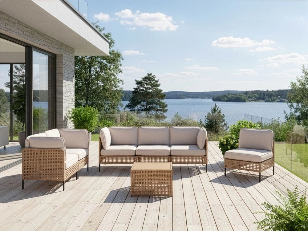 Set da giardino modulare in rattan PE beige chiaro a 6 posti con tavolino in vetro, struttura in metallo e cuscini, stile moderno