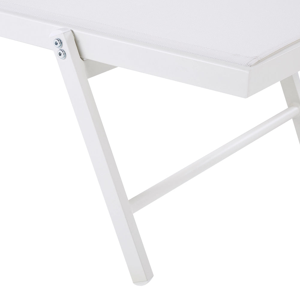 Lettino prendisole da giardino Sedile sintetico bianco Struttura in alluminio 198 x 61 cm Schienale reclinabile regolabile con ruote Patio