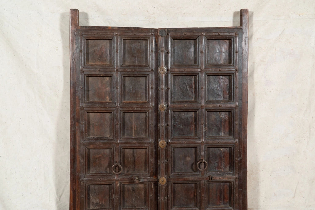 Biscottini Porta portone in legno massello e ferro da interno o da esterno vecchia e antica medievale scorrevole