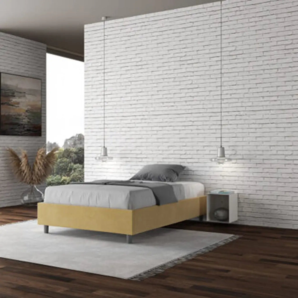 Letto matrimoniale francese con rete imbottito 140x190 microfibra ocra Azelia