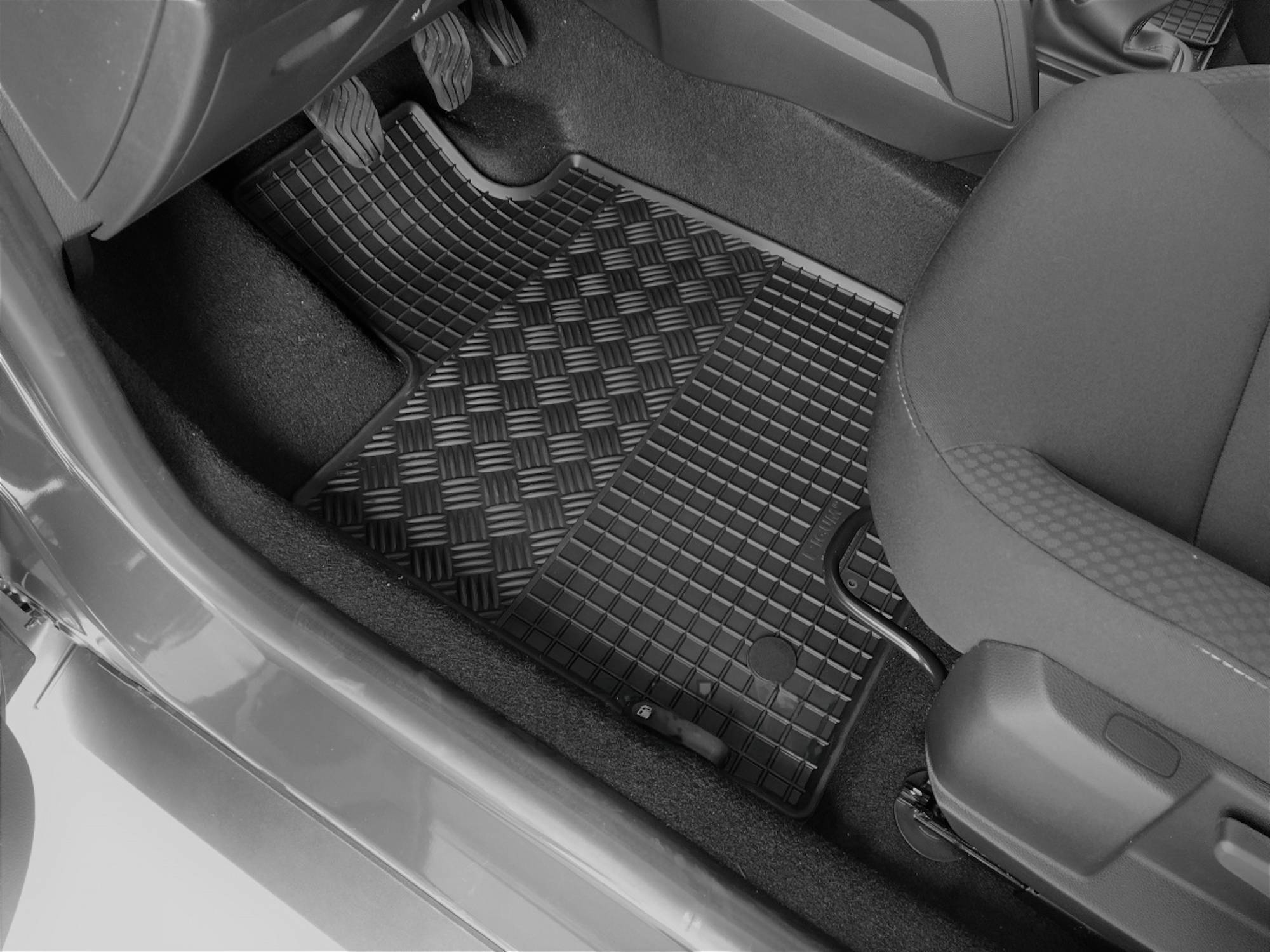 RIGUM904529 , Dacia Duster 2WD e 4WD dal 2018-