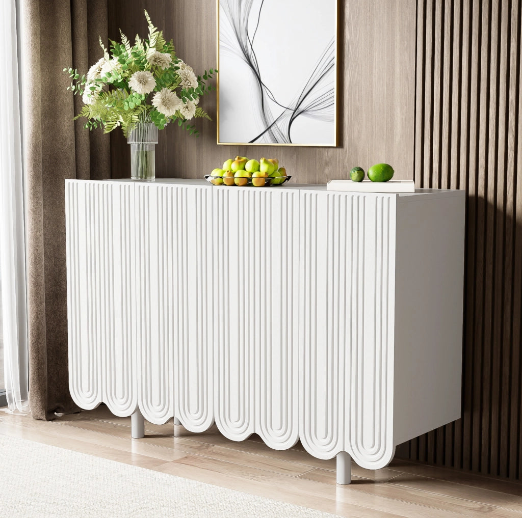 Sideboard a 4 ante con intagli a goccia; MDF bianco