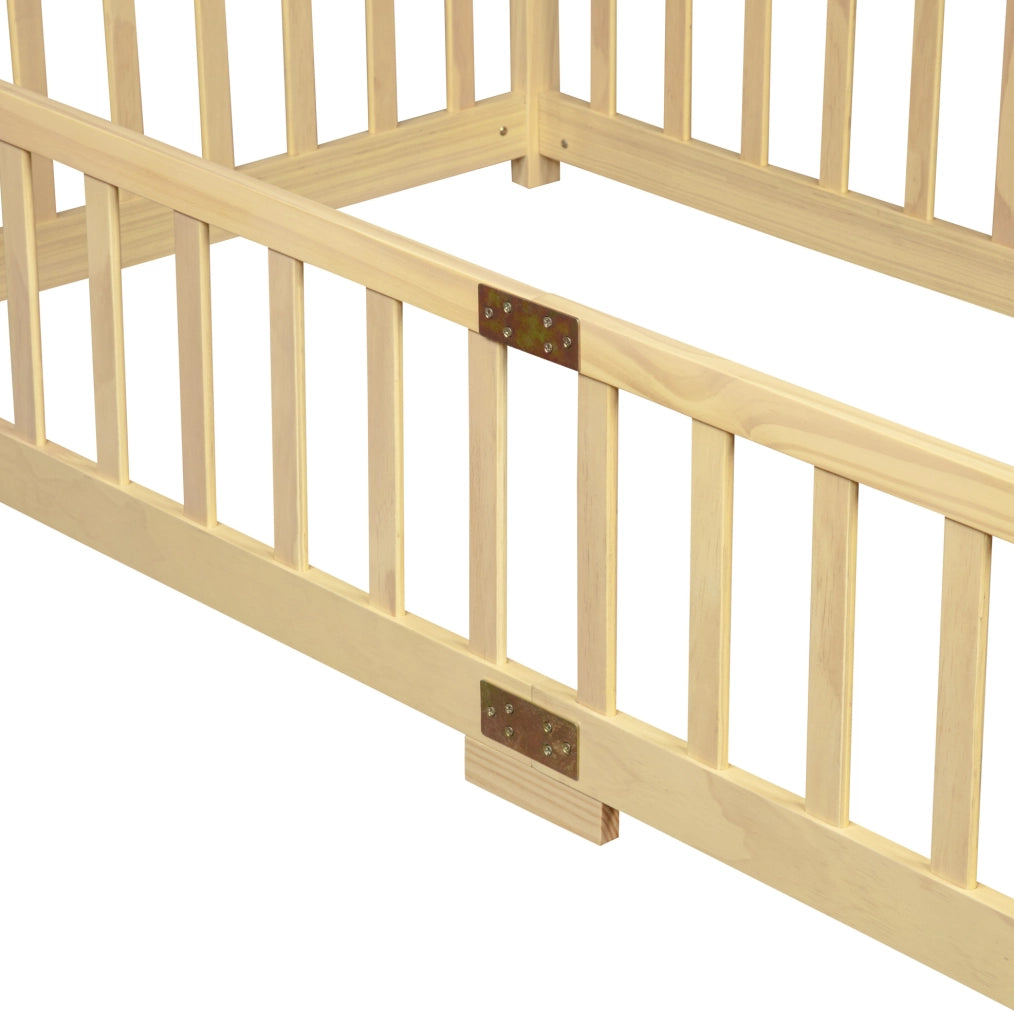 Letto a pavimento 90x200 cm per bambini con sponde di sicurezza in legno naturale