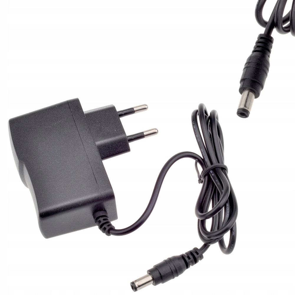 Alimentatore Switching 9V 1A 5,5 x 2,1mm – Polarità Inversa | Ingresso 100-240V AC, Uscita 9V DC