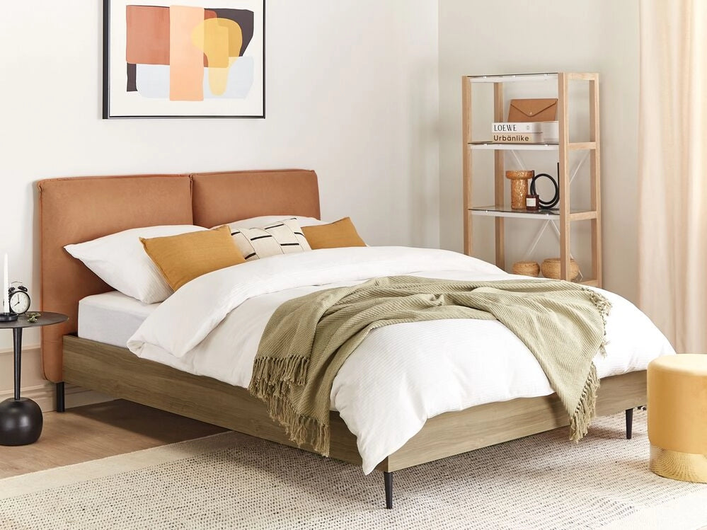 Letto matrimoniale con rete in ecopelle marrone dorato e legno chiaro 180 x 200 cm stile moderno camera da letto