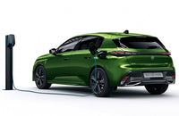 SPRINT05059 , Opel Astra L berlina dal 2022-, Peugeot 308 III Berlina e 308 III Berlina Hybrid dal 2022- ,DS4 E-TENSE PL