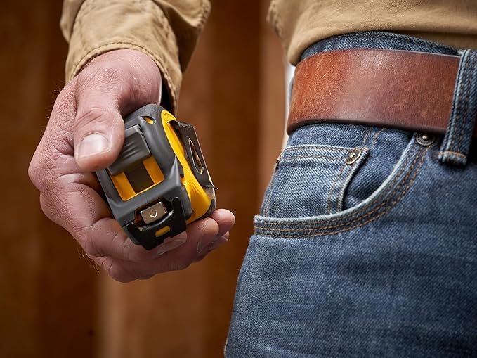 Stanley STHT37233‑0 – Flessometro 10 m × 25 mm Control‑Lock con BladeArmor