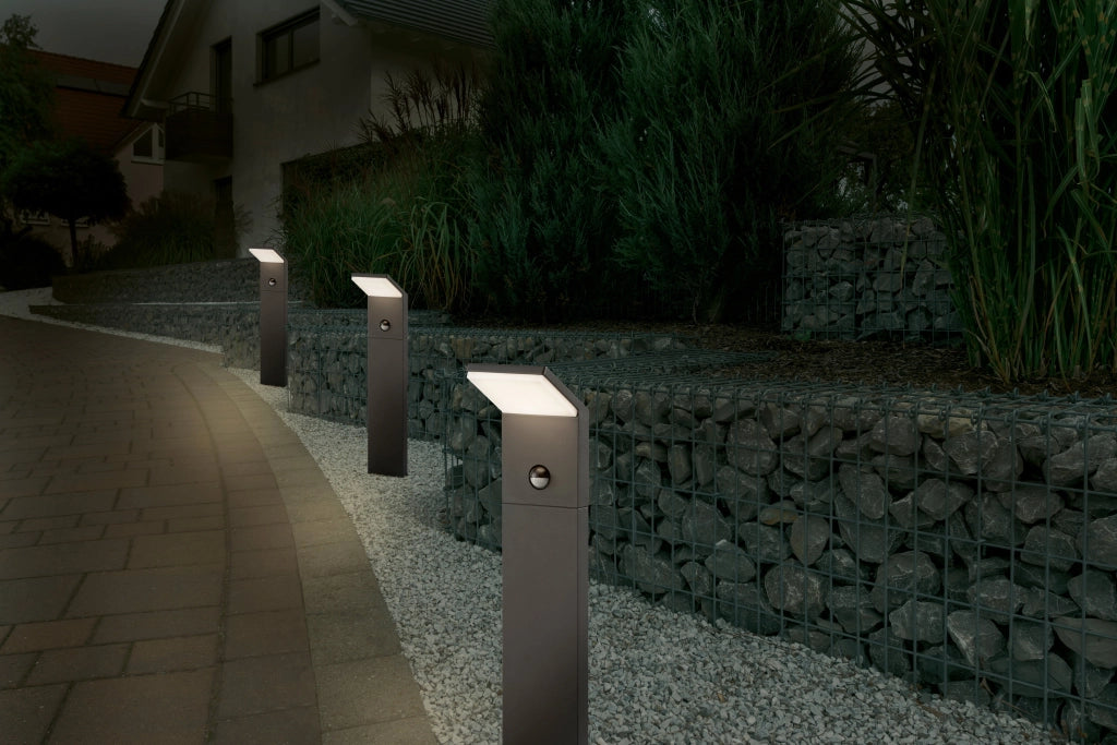 Palo da Esterno a LED in Pressofusione di alluminio Antracite