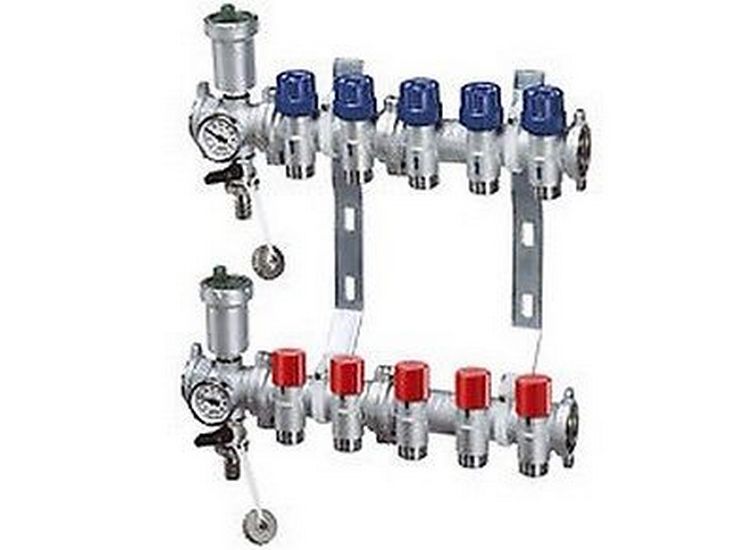 Collettore premontato 7 vie 1 1/4" F-F con ART. 3438 flussimetri 3561 11407 FAR