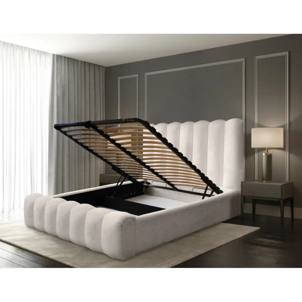 Letto contenitore BADJA – Tessuto bouclé Avorio rosato – 180x200 cm – Rete sollevabile – Design di alta gamma