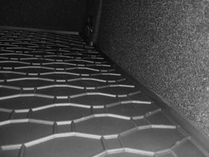 99B-437102 - Tappeto gomma baule - Volkswagen Golf VIII Hatchback dal 2020- , posizione baule (Posizione superiore)