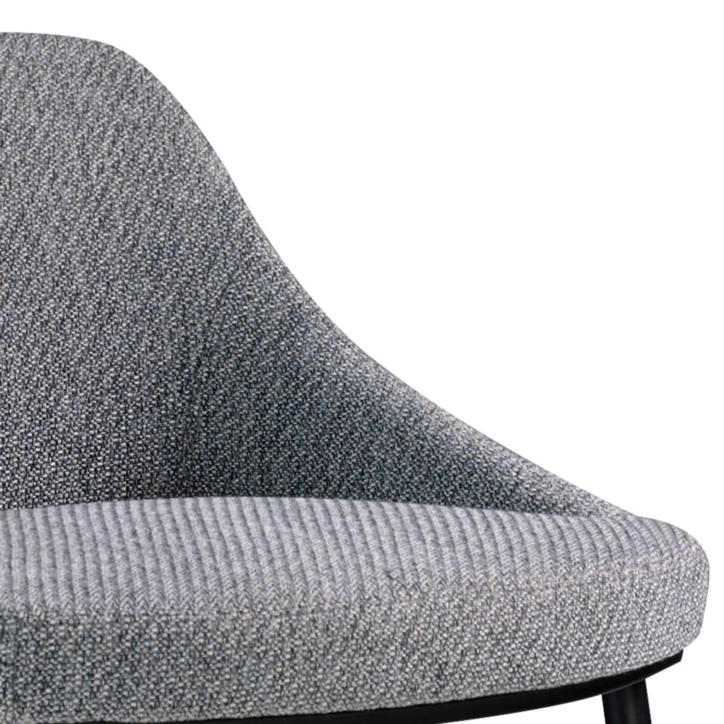 Sgabello in tessuto grigio