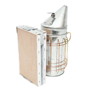 Affumicatore per api in acciaio inox con cilindro, scudo termico e soffietto in pelle, 160 mm.