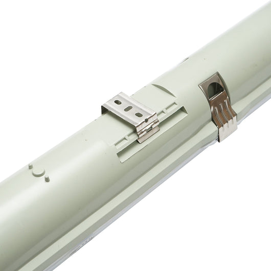 Apparecchio di illuminazione a tubo fluorescente LED 1x58W, 220V IP65