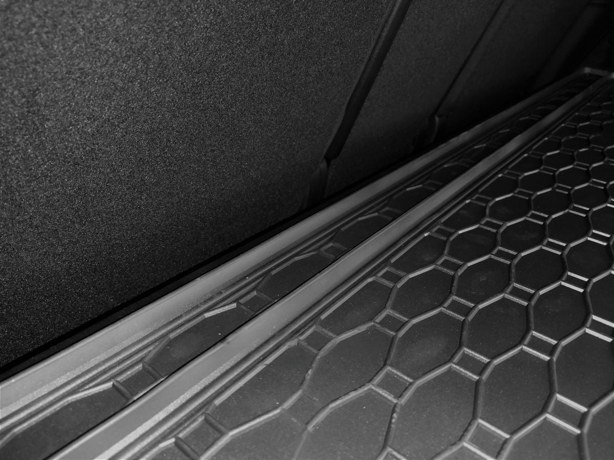 142B-421118 - Tappeto gomma baule - Mercedes-Benz GLB X247 dal 2019-, MERCEDES EQB 2022- Posizione Baule Superiore e Inf