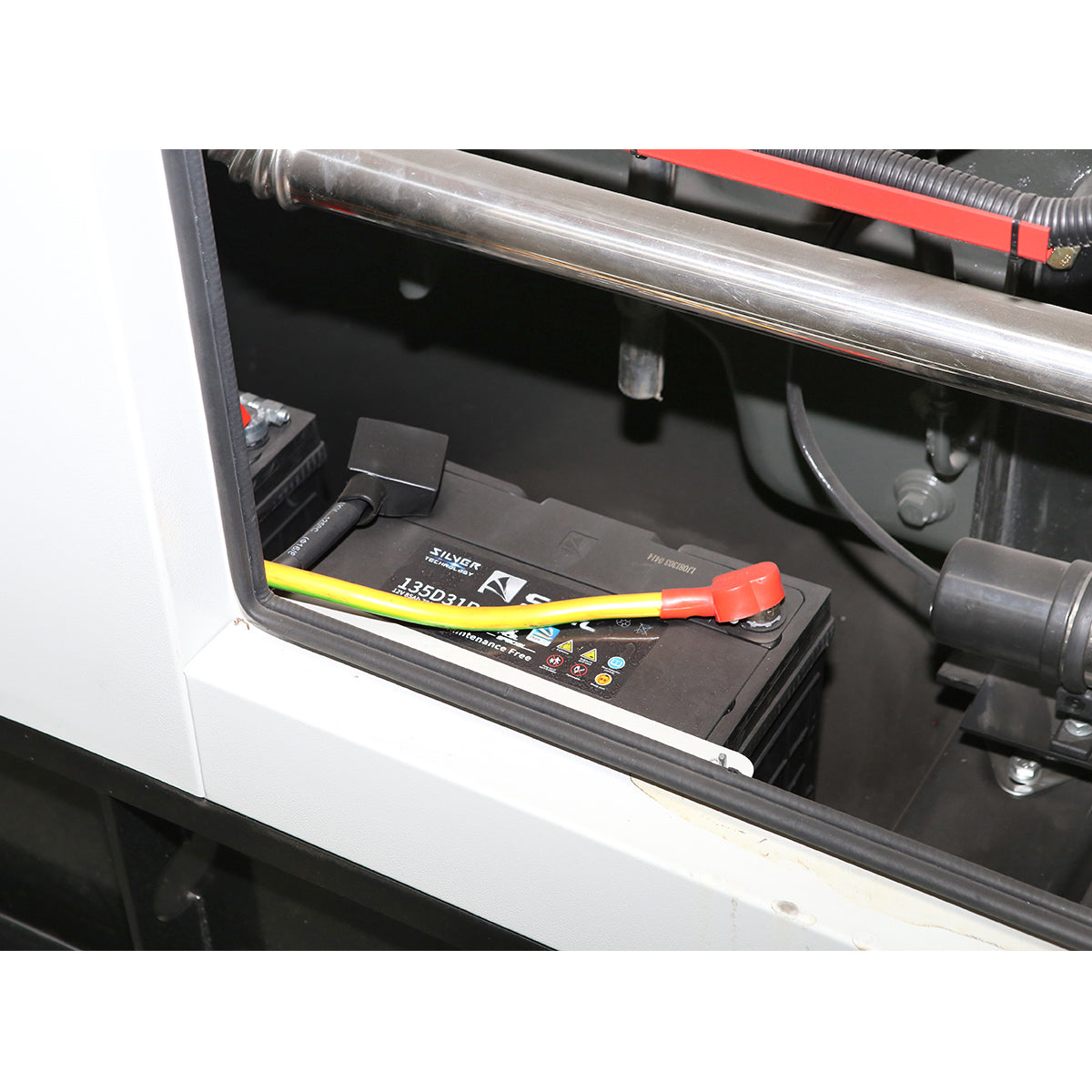 Generatore elettrico trifase 110KVA, 400V con motore diesel Ricardo R6105ZLD-100KW