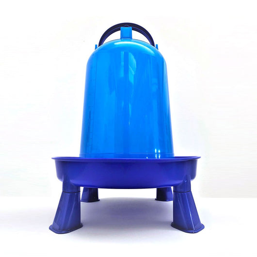 Abbeveratoio a Sifone 10 Litri con Piedini Regolabili per Tutte le Età Avicoli Acqua Pulita Sempre Disponibile Riempimento Senza Sforzo Design Antibatterico