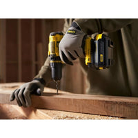 Adattatore batteria - STANLEY FATMAX V20 - SFMCB100-XJ - Su utensili 18V gamma 2019