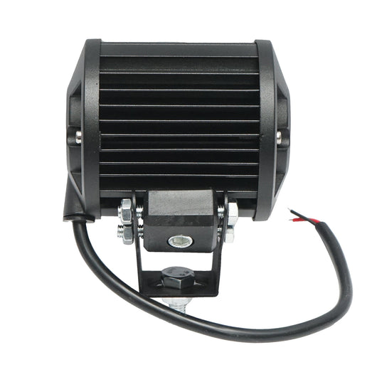 Lampada con 6 LED, 10-30V, 18W, angolo di radiazione 30°, tipo spot, 4/9,8 cm, 6000K, IP67, Breckner Germany.