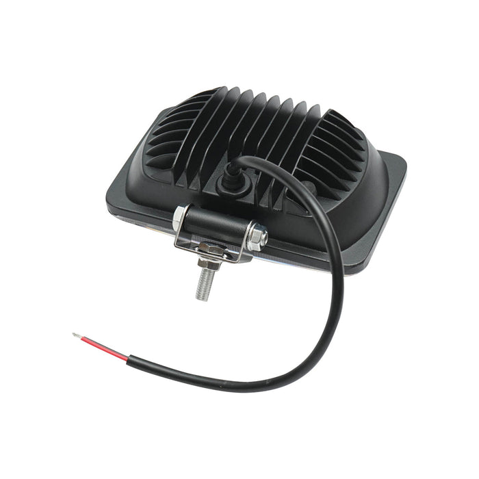 Lampada con 8 LED, 10-30V, 24W, 152x90x65mm, angolo di radiazione 30°, tipo spot, Breckner Germany.