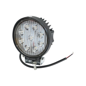 Lampada con 9 LED, 10-60V, 27W, angolo di radiazione 30°, tipo spot, 114x114x48mm, 6000K, IP67, Breckner Germany.