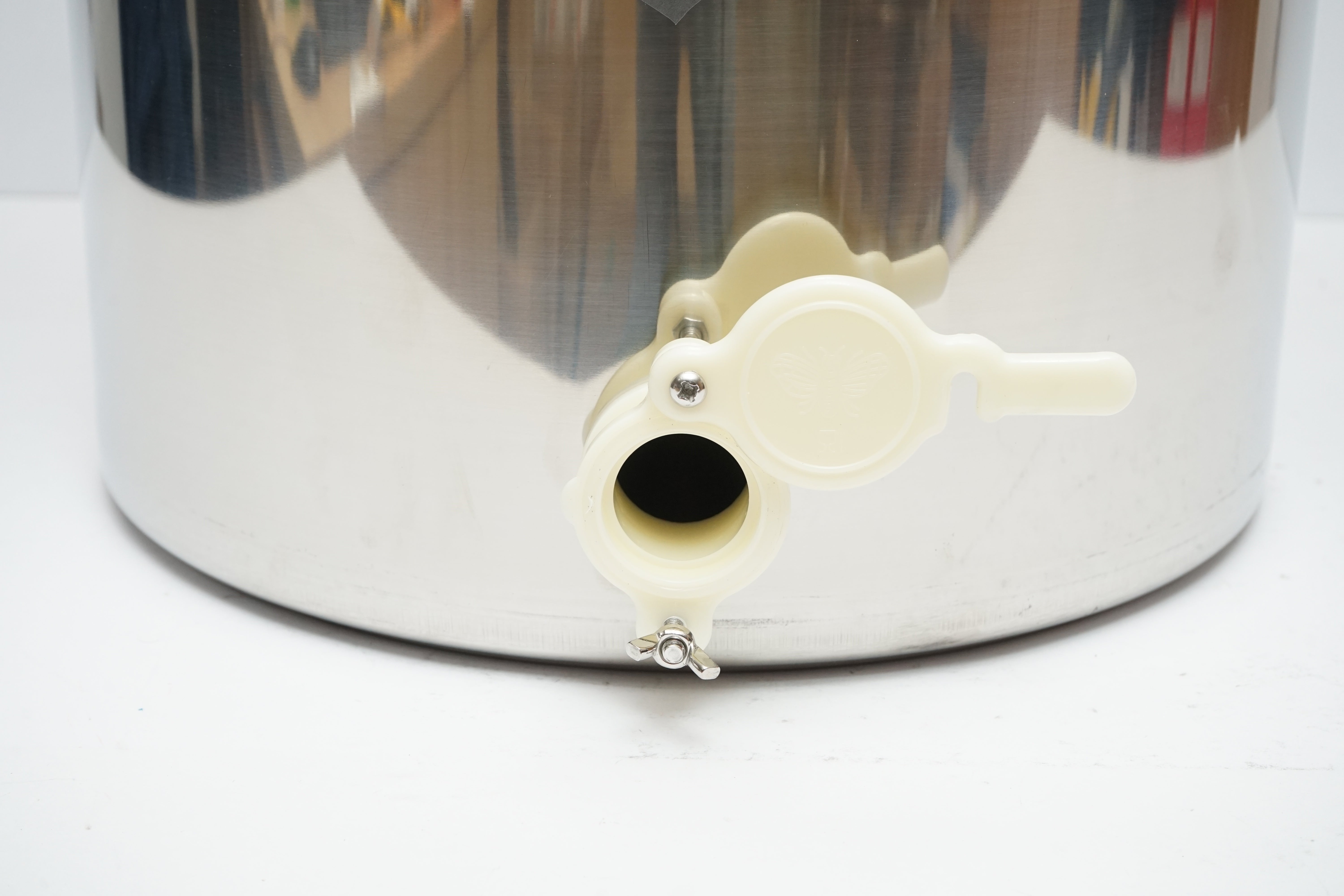 Maturatore in acciaio inox con coperchio per miele, capacità 50 kg