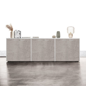 Arredo moderno operativo con scrivania, sedia, mobile basso per archivio documenti e cassettiera metallica