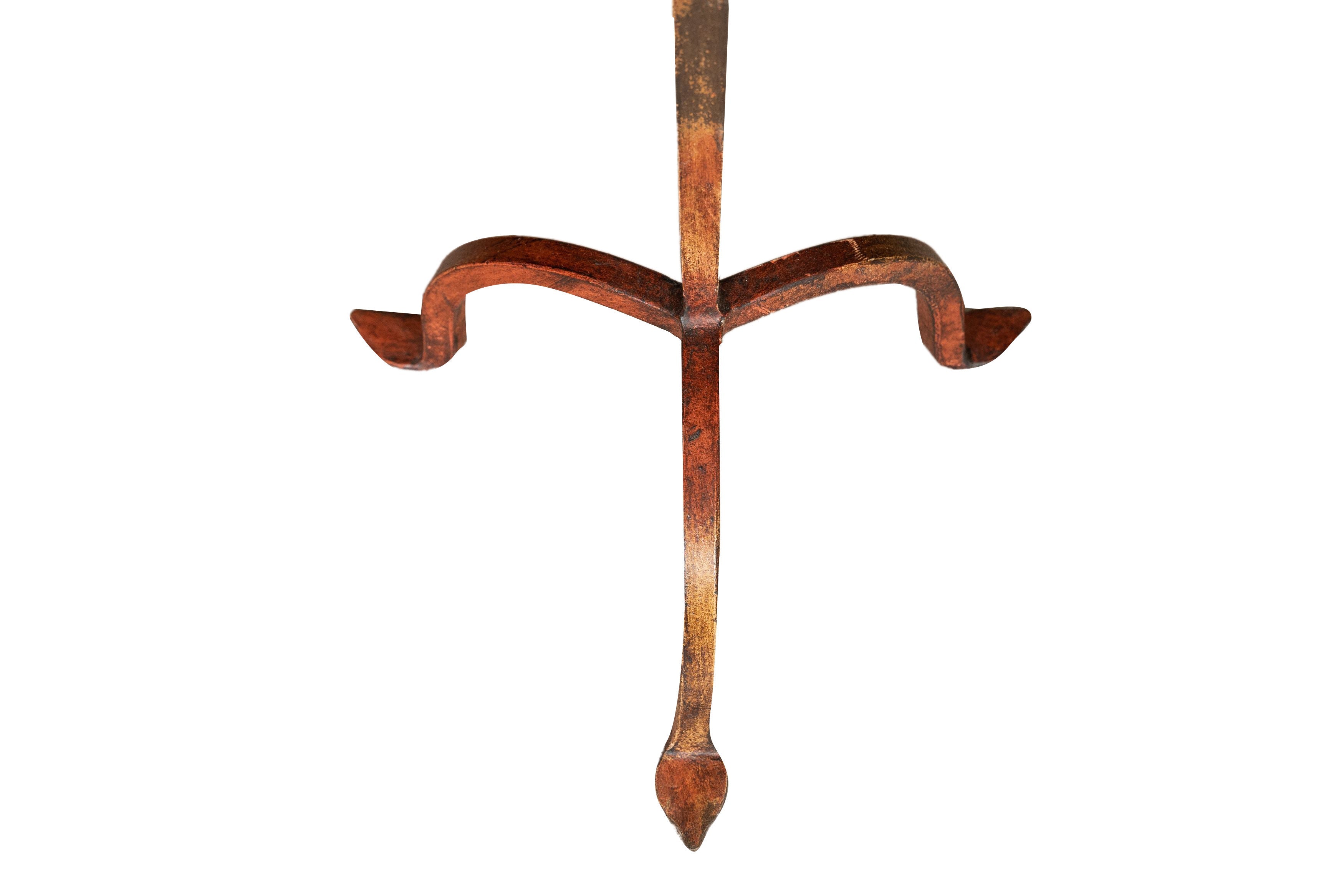 Biscottini Candeliere piantana in ferro battuto lavorato a mano finitura rosso anticato L48XPR48XH95 cm