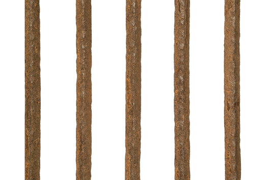 Biscottini Finestra finestrina grata in legno massello e in ferro antica e vecchia medievale con telaio da interno o da esterno