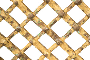 Biscottini Finestra finestrina grata in legno massello e in ferro antica e vecchia medievale con telaio da interno o da esterno