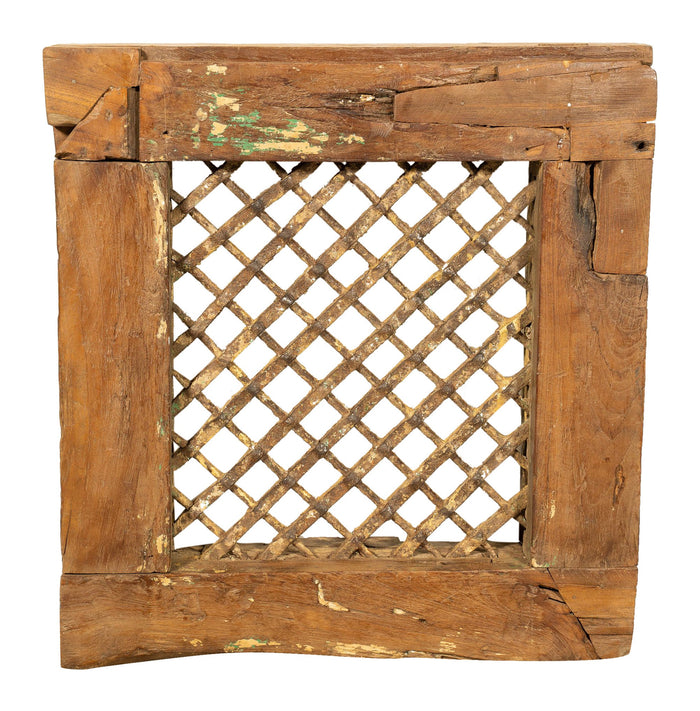 Biscottini Finestra finestrina grata in legno massello e in ferro antica e vecchia medievale con telaio da interno o da esterno