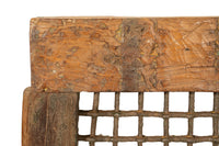 Biscottini Finestra finestrina grata in legno massello e in ferro antica e vecchia medievale con telaio da interno o da esterno