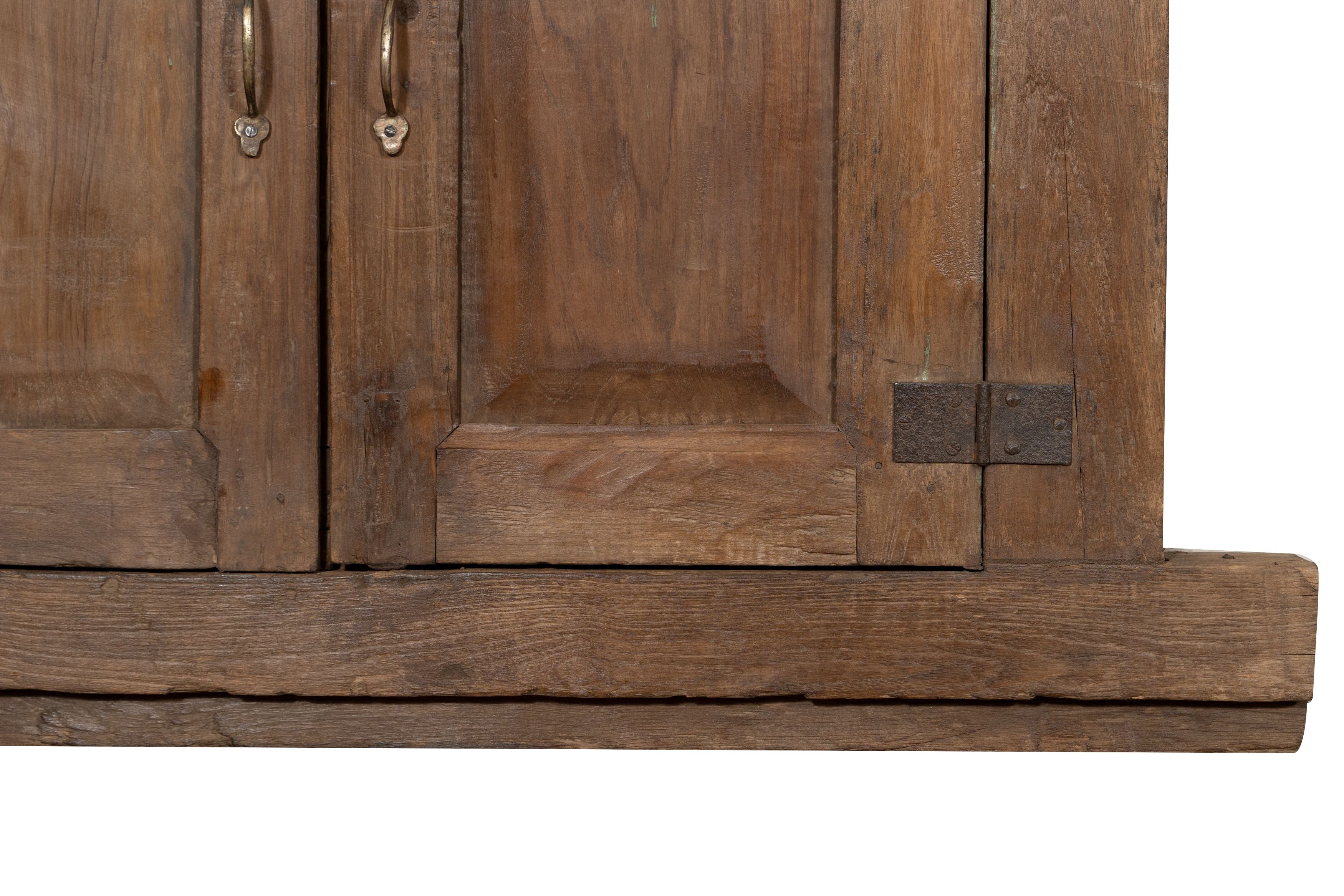 Biscottini Finestra finestrina grata porta in legno massello e in ferro antica e vecchia con telaio da interno o da esterno