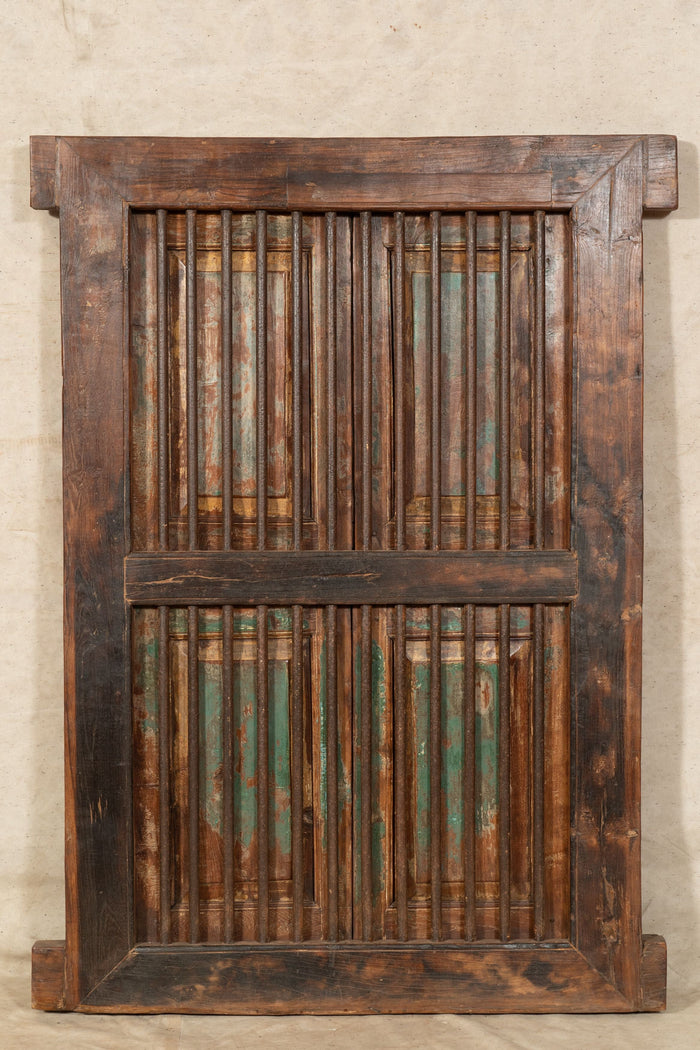 Biscottini Finestra finestrina grata porta in legno massello e in ferro antica e vecchia con telaio da interno o da esterno