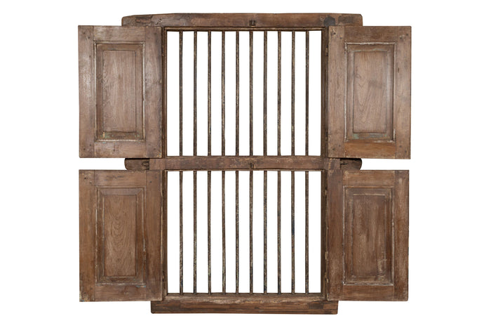 Biscottini Finestra finestrina grata porta in legno massello e in ferro antica e vecchia con telaio da interno o da esterno