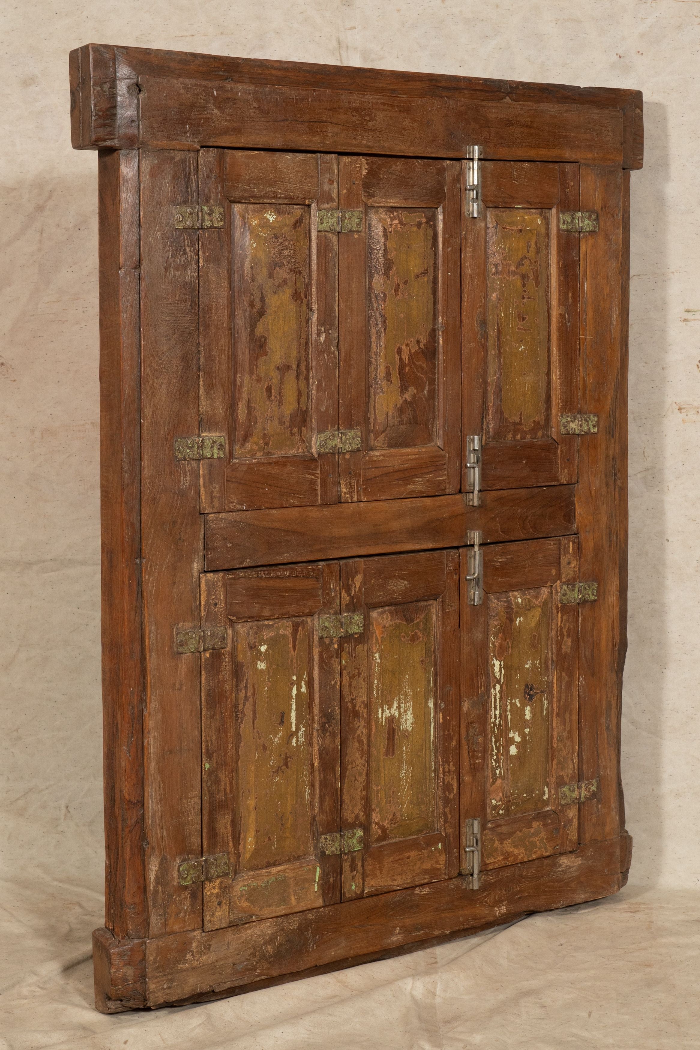 Biscottini Finestra finestrina grata porta in legno massello e in ferro antica e vecchia con telaio da interno o da esterno