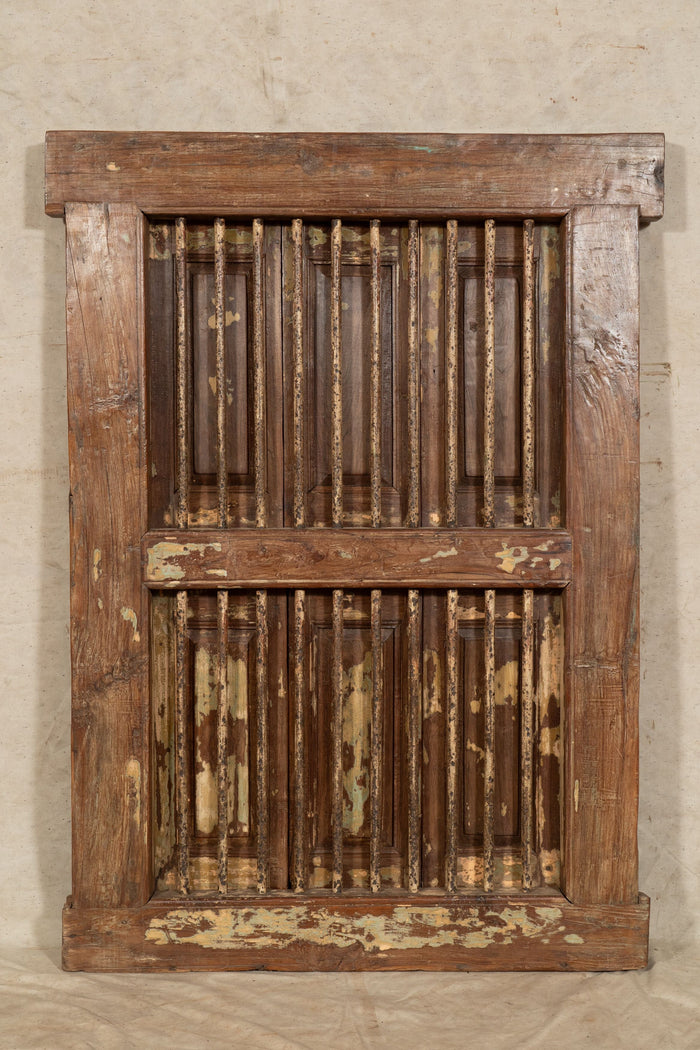 Biscottini Finestra finestrina grata porta in legno massello e in ferro antica e vecchia con telaio da interno o da esterno